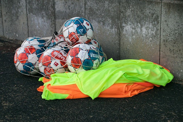 轮团队背后 轮团队背后