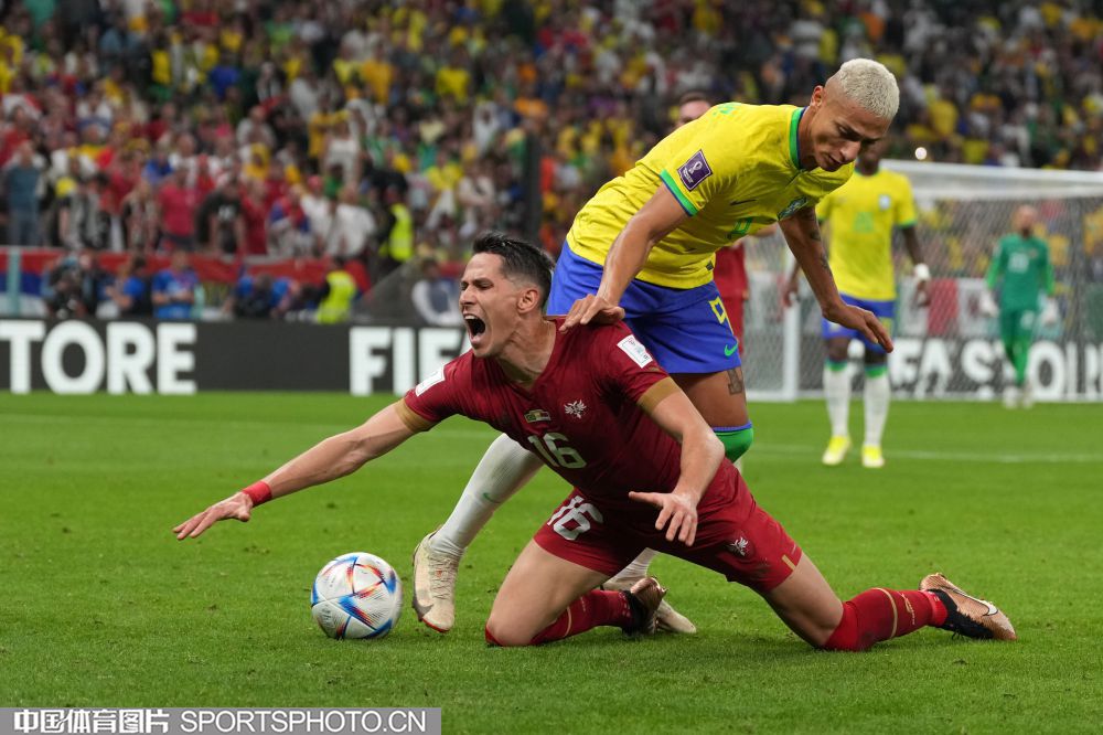 英超联赛中 英超联赛中